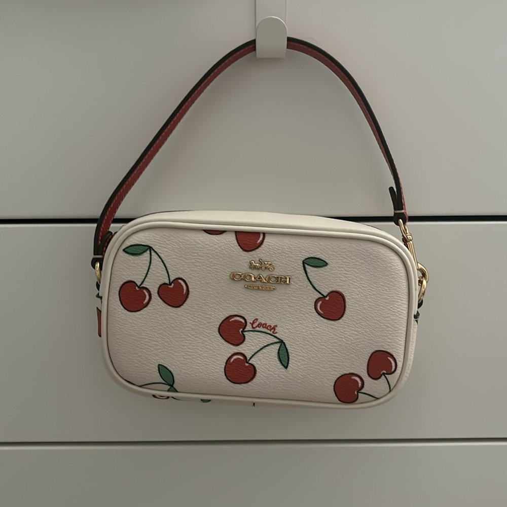COACH Cherry Jamie Wristlet - Excellent Condition